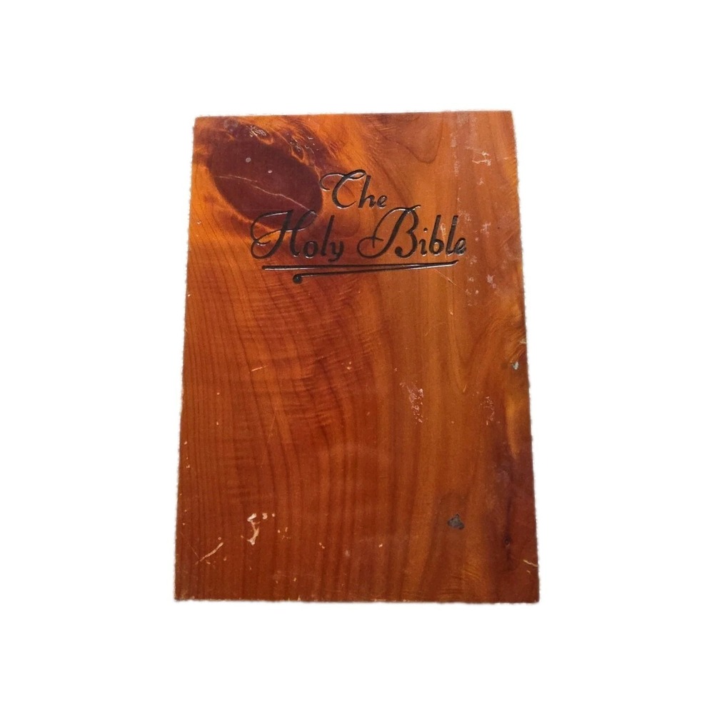 Memorial Edition Holy Bible (Catholic Edition) with Wooden Case - Picture 2 of 8